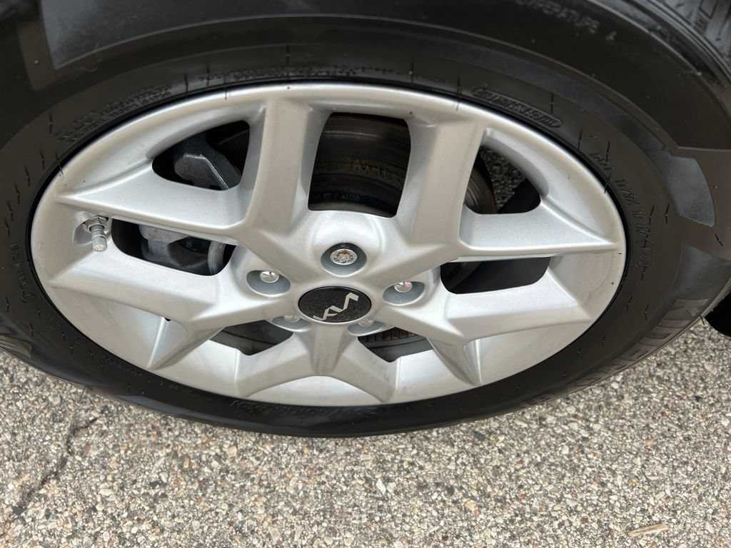 Certified 2023 Kia Soul S FWD image 42
