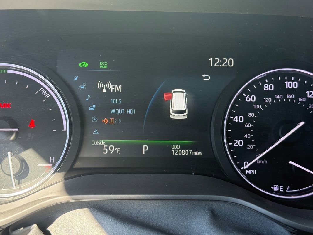 Used 2021 Toyota Sienna Limited FWD image 23