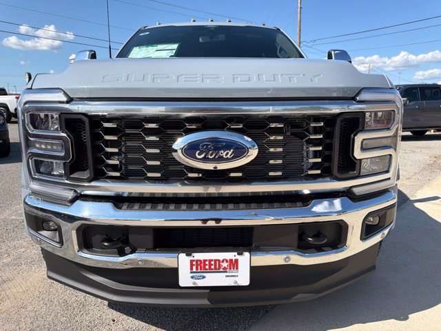 New 2026 Ford F450 King Ranch w/ Chrome Package AWD/4WD image 2
