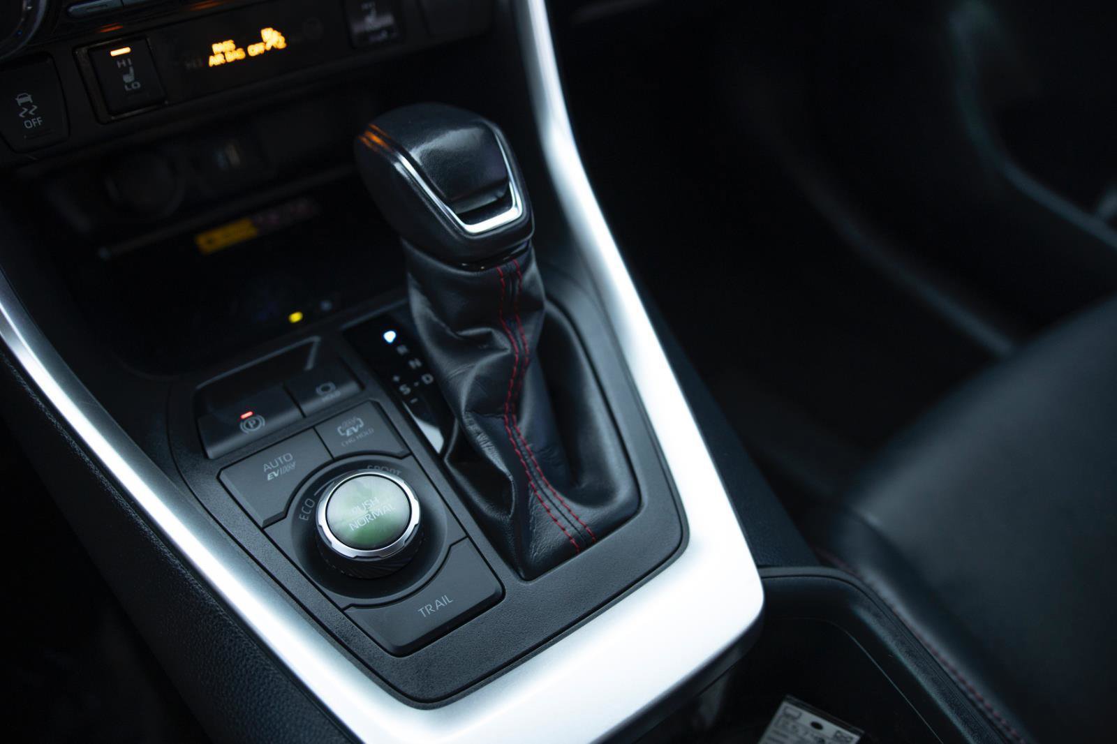 Used 2023 Toyota RAV4 XSE image 10