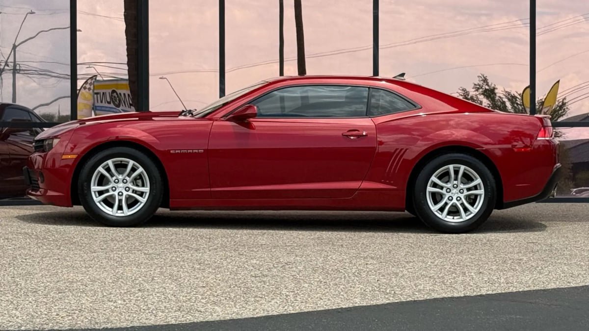 Used 2015 Chevrolet Camaro LS image 5