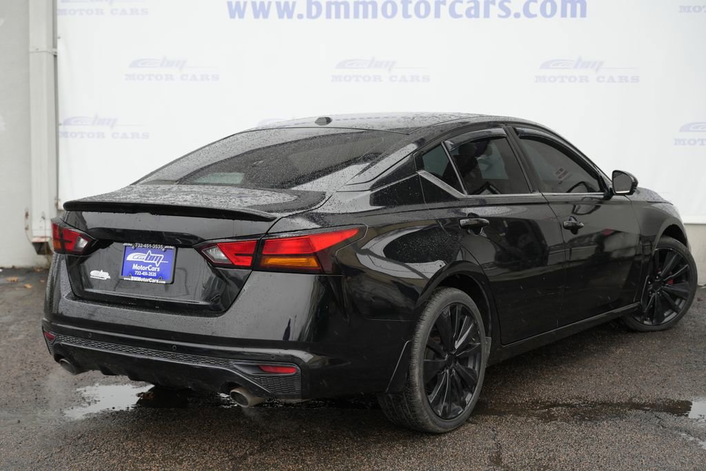 Used 2019 Nissan Altima 2.5 Platinum image 3