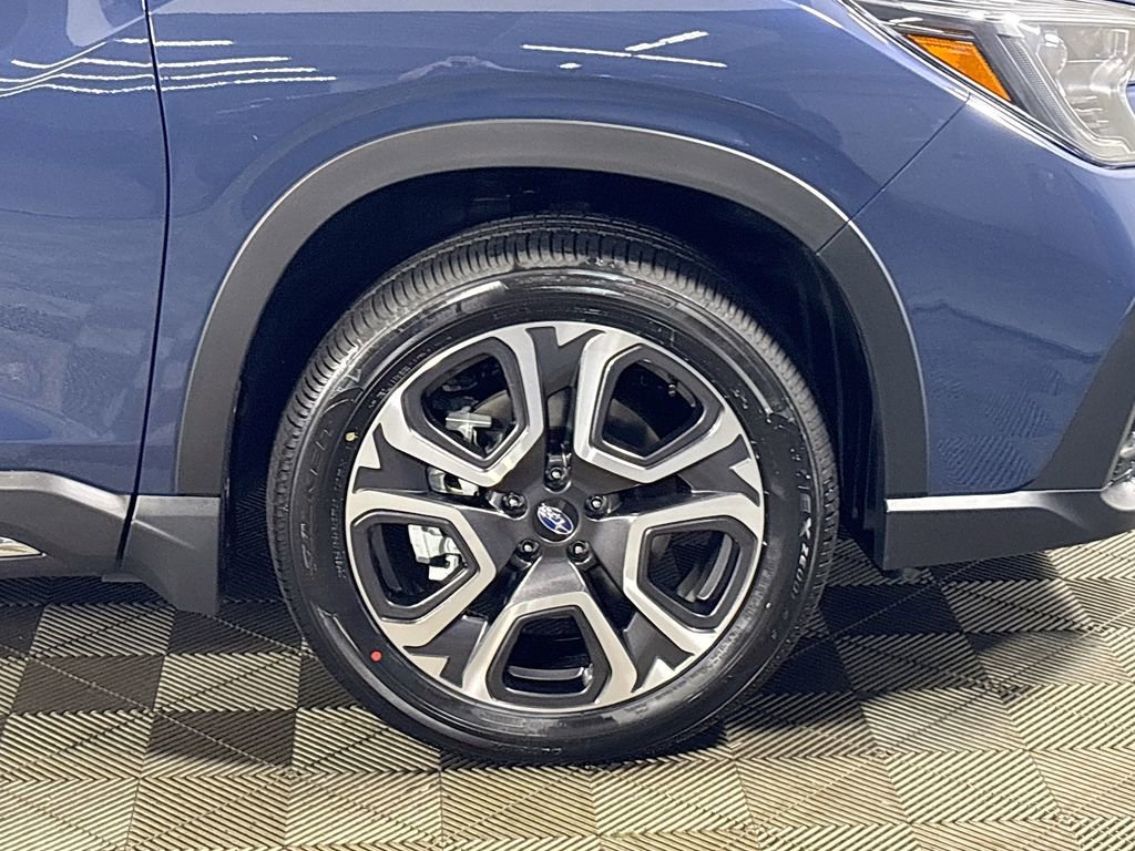 New 2025 Subaru Ascent Limited image 25