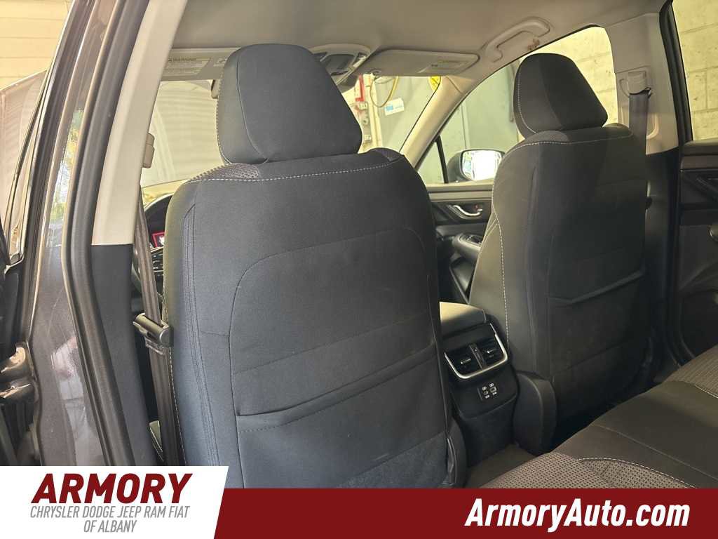 Used 2023 Subaru Outback Premium image 27