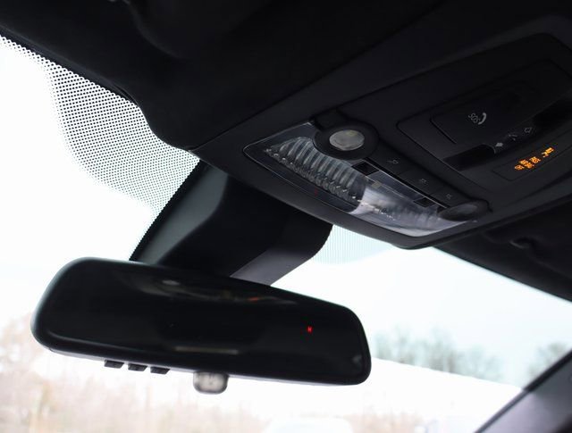 Used 2015 BMW M5 image 24