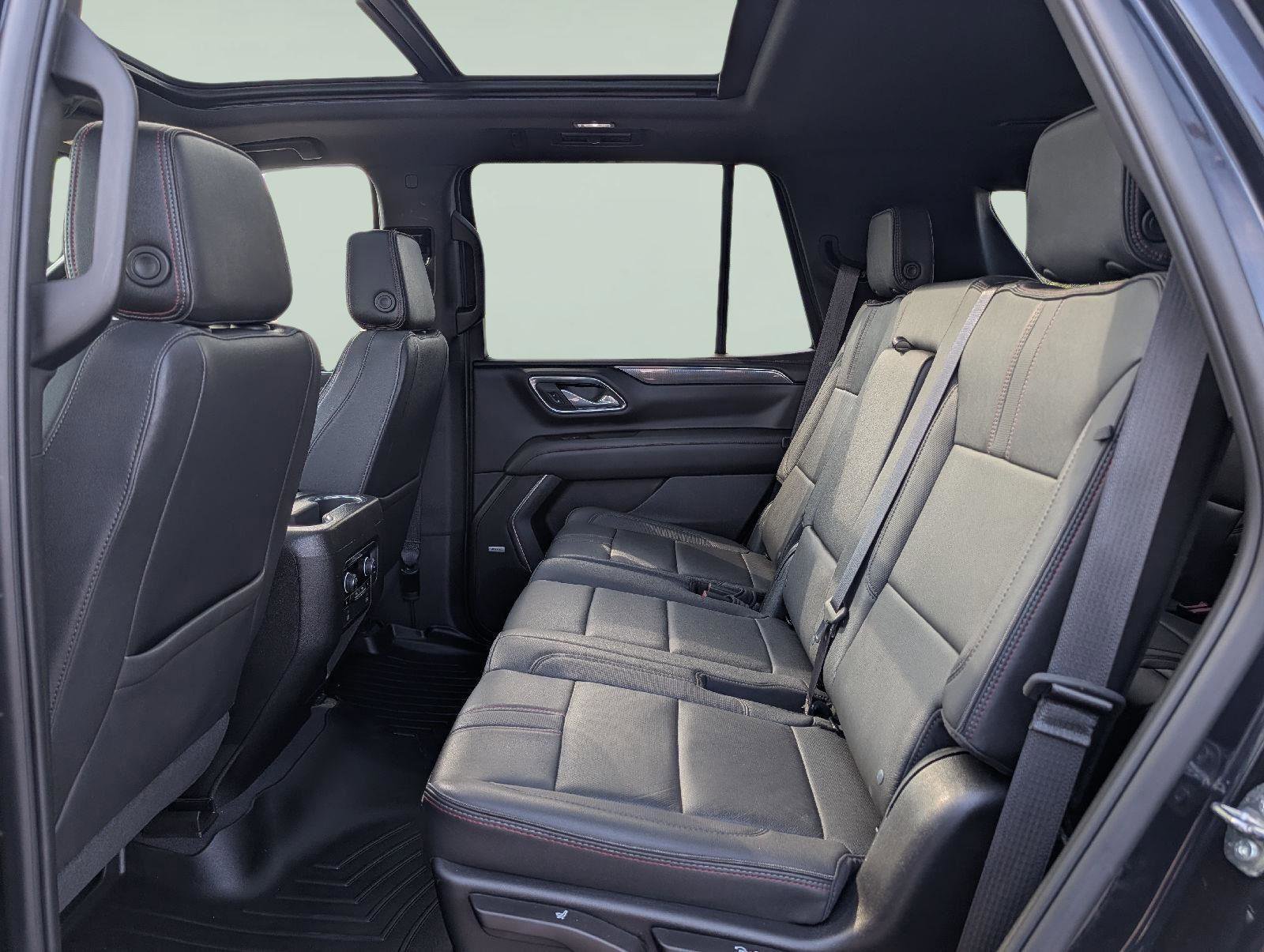 Used 2023 Chevrolet Tahoe RST w/ Luxury Package image 17