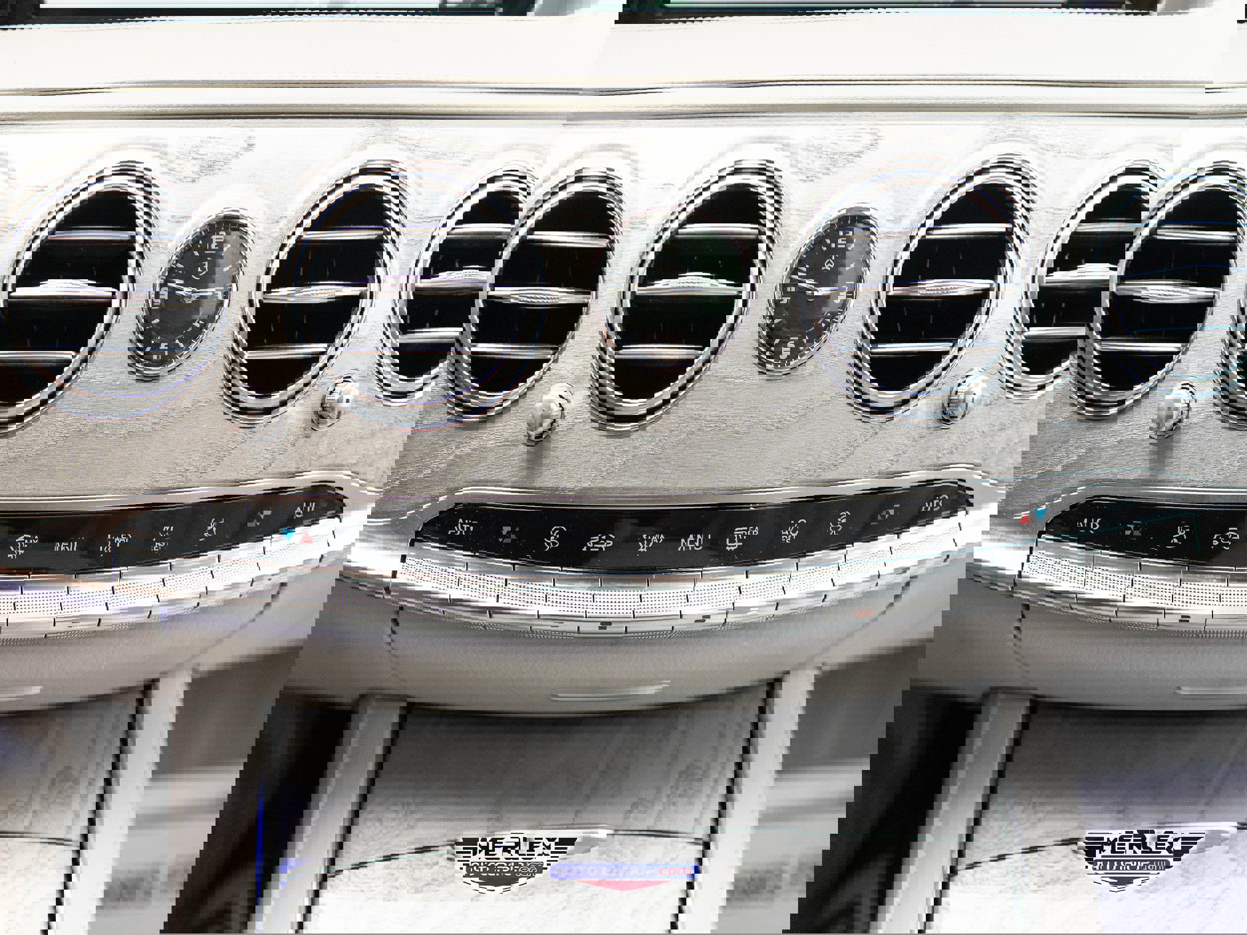 Used 2017 Mercedes-Benz S 550 4MATIC Sedan image 34