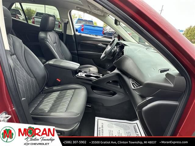 Used 2023 Buick Envision Avenir image 29