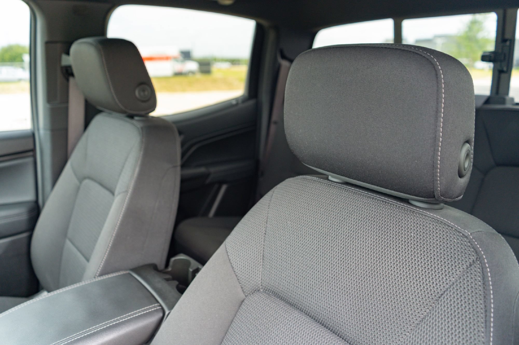 Used 2025 GMC Canyon Elevation w/ Convenience Package RWD image 10