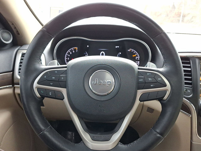 Used 2017 Jeep Grand Cherokee Limited image 17