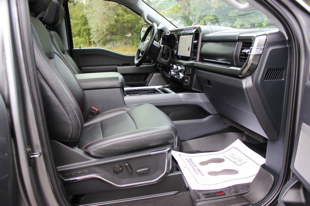 Used 2024 Ford F350 Lariat w/ Lariat Ultimate Package image 19