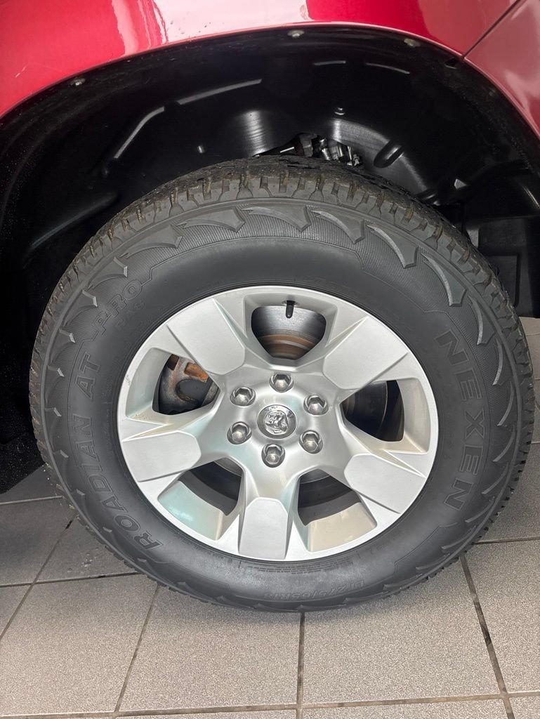 Used 2019 RAM 1500 Big Horn AWD/4WD image 9