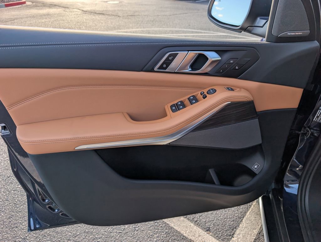 New 2026 BMW X5 xDrive50e w/ Climate Comfort Package image 14