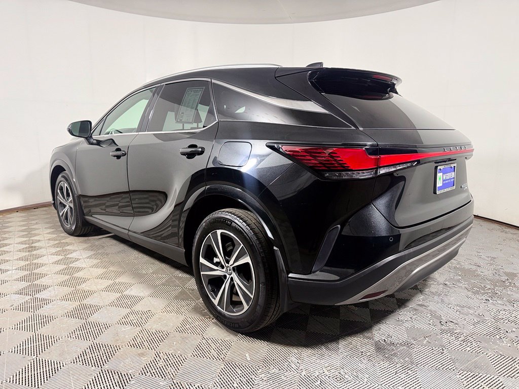 Used 2023 Lexus RX 350 Premium w/ Accessory Package AWD/4WD image 4