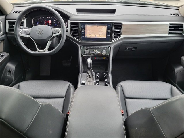 Used 2023 Volkswagen Atlas SEL image 2