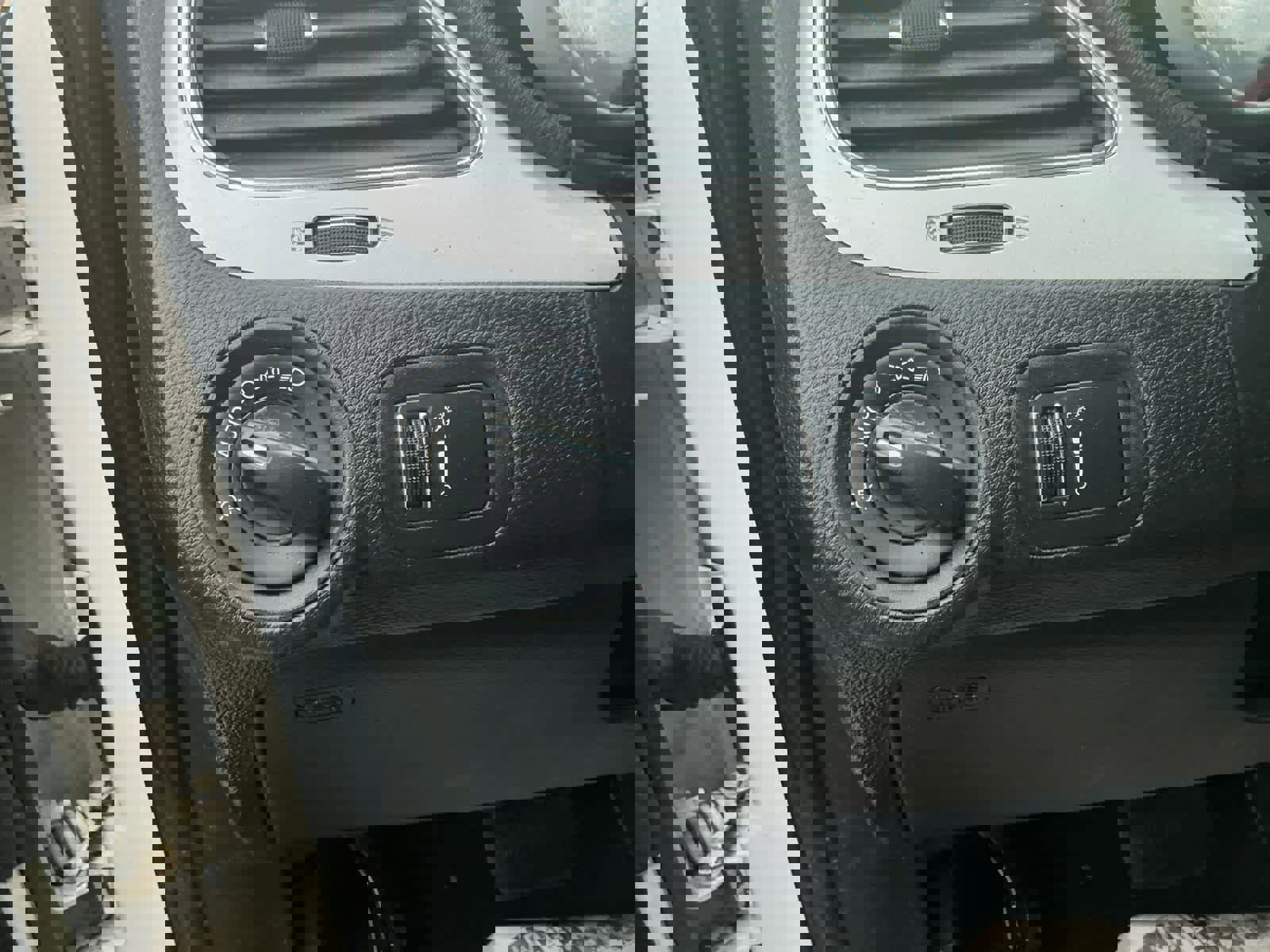 Used 2020 Dodge Journey SE w/ SE Popular Equipment Group image 19