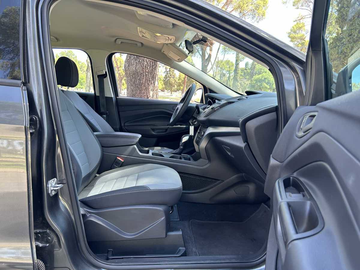 Used 2017 Ford Escape S FWD image 25