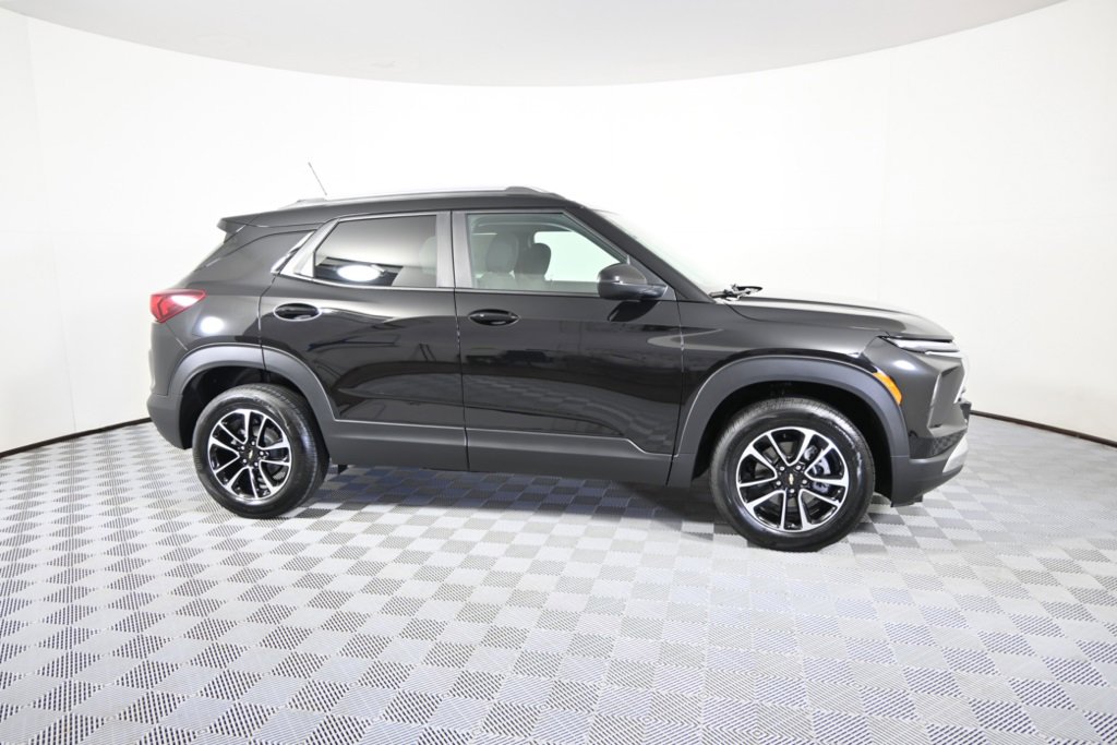 New 2026 Chevrolet TrailBlazer LT w/ Convenience Package image 12
