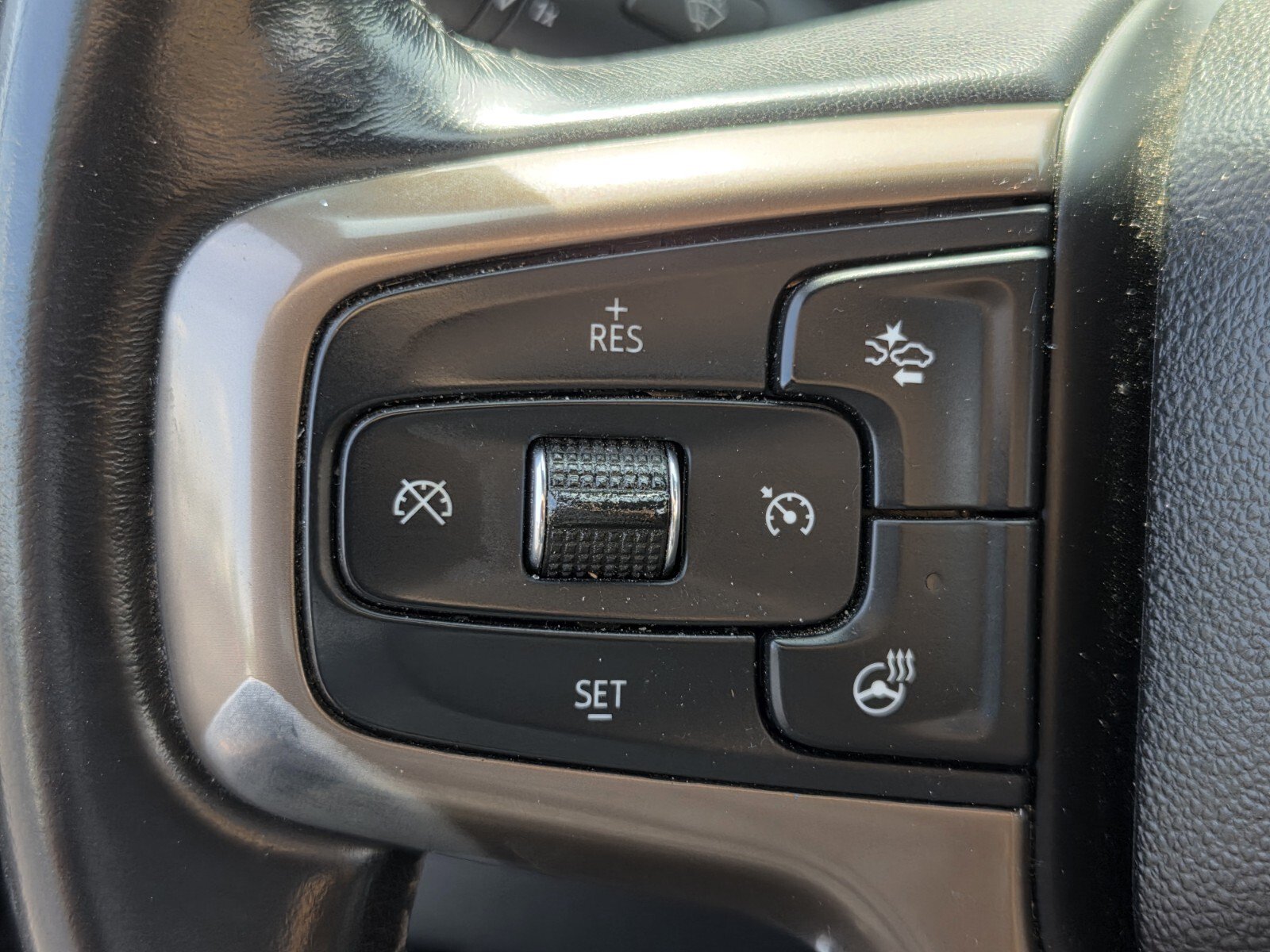 Certified 2023 Chevrolet Silverado 3500 High Country AWD/4WD image 21