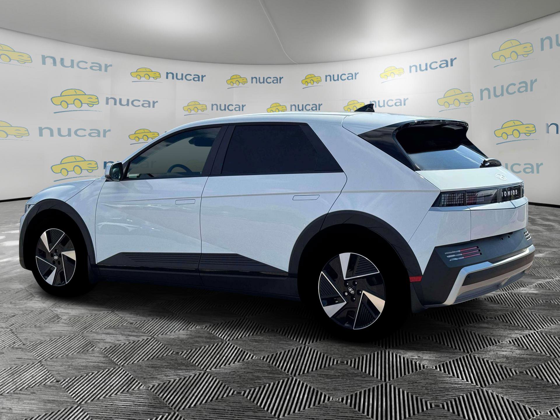 New 2026 Hyundai Ioniq 5 SEL image 4