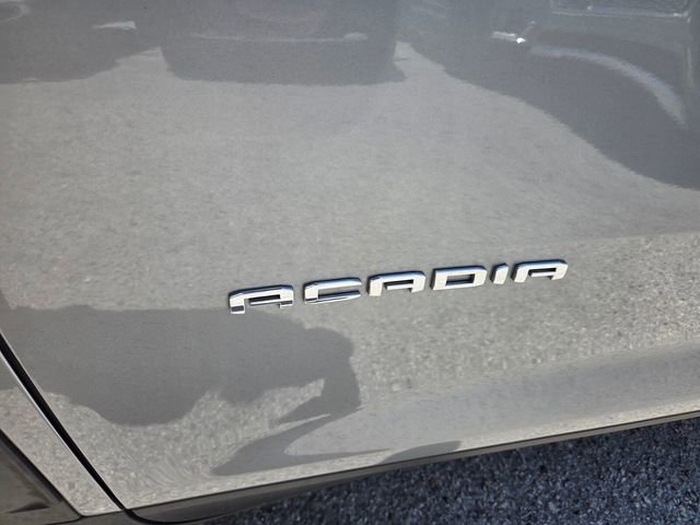 Used 2025 GMC Acadia Elevation FWD image 3