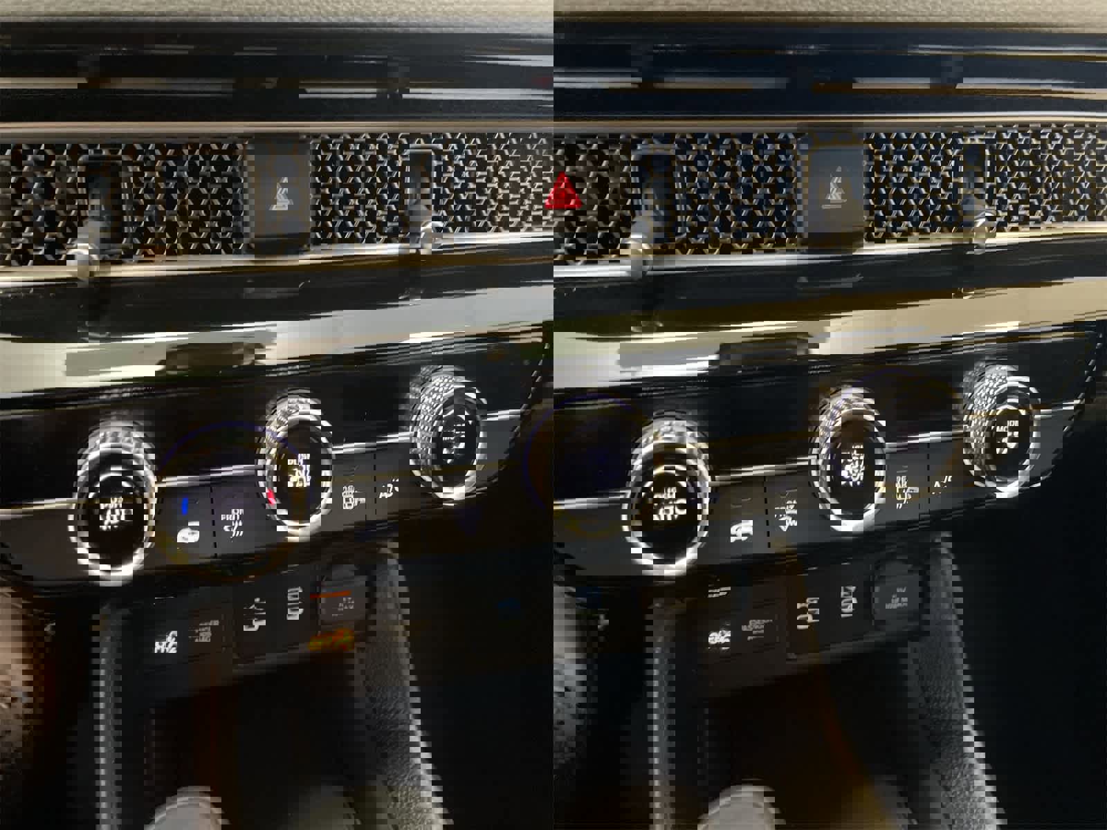 Used 2025 Honda Civic Sport image 28