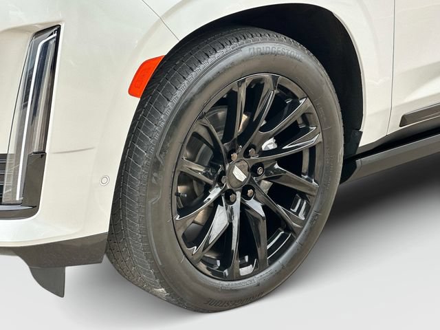 Certified 2024 Cadillac Escalade ESV Sport w/ LPO, ONYX Package AWD/4WD image 29