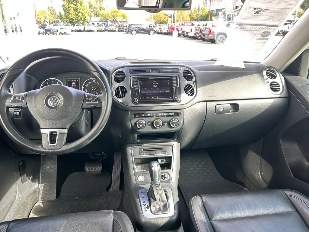Used 2017 Volkswagen Tiguan Sport AWD/4WD image 17