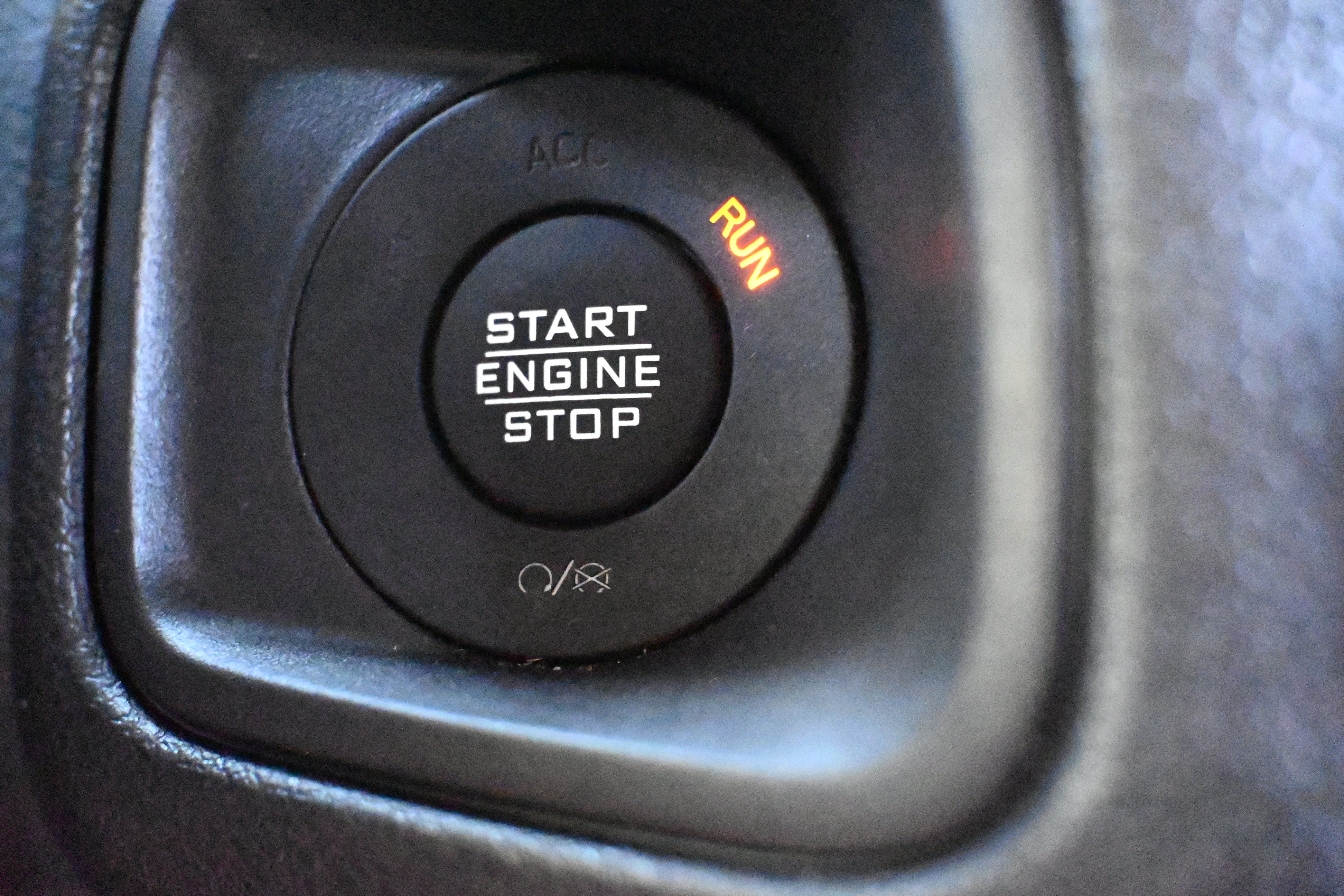 Used 2024 Jeep Wrangler Unlimited Sport AWD/4WD image 31