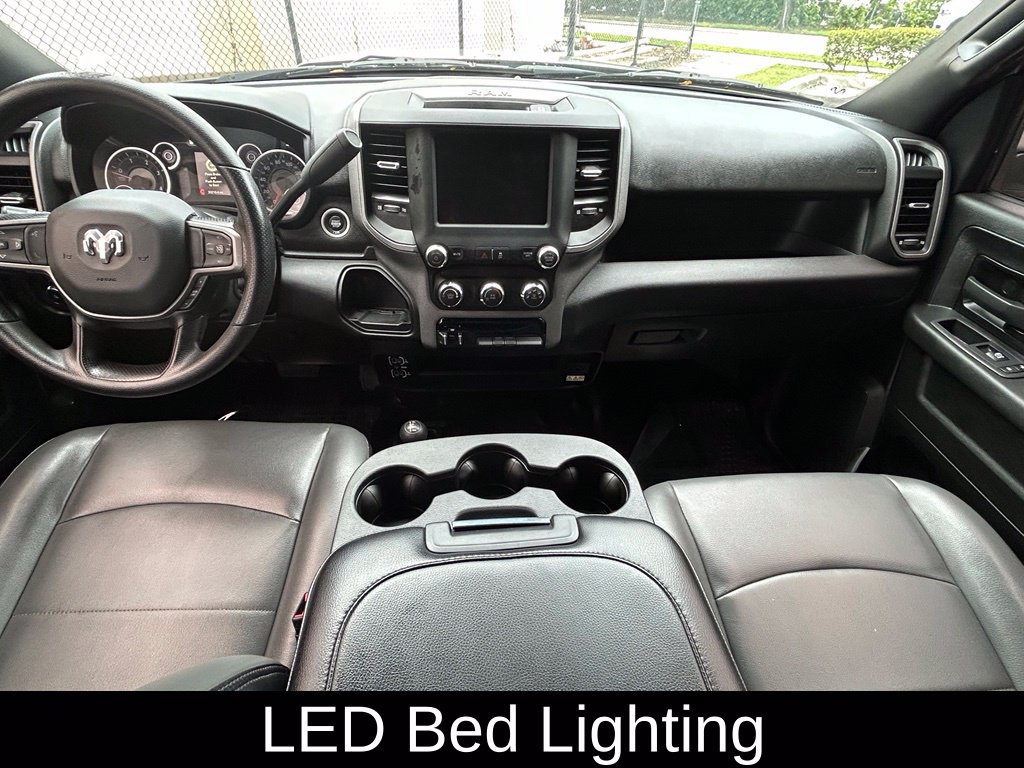 Used 2024 RAM 3500 Tradesman w/ Chrome Appearance Group AWD/4WD image 10