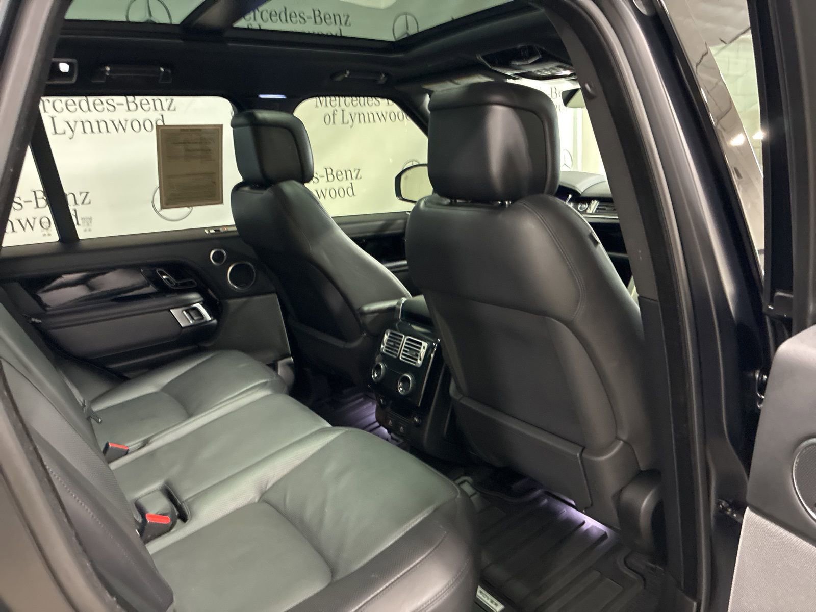 Used 2021 Land Rover Range Rover Westminster Edition image 34