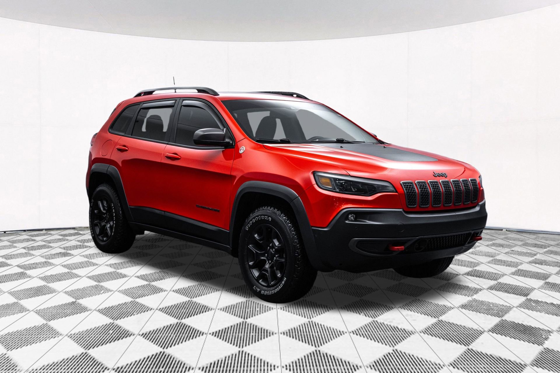 Used 2019 Jeep Cherokee Trailhawk image 15