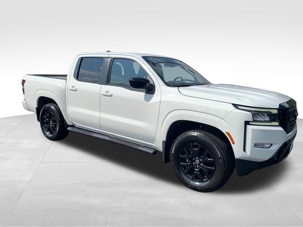 Used 2023 Nissan Frontier SV w/ Midnight Edition Package AWD/4WD image 7