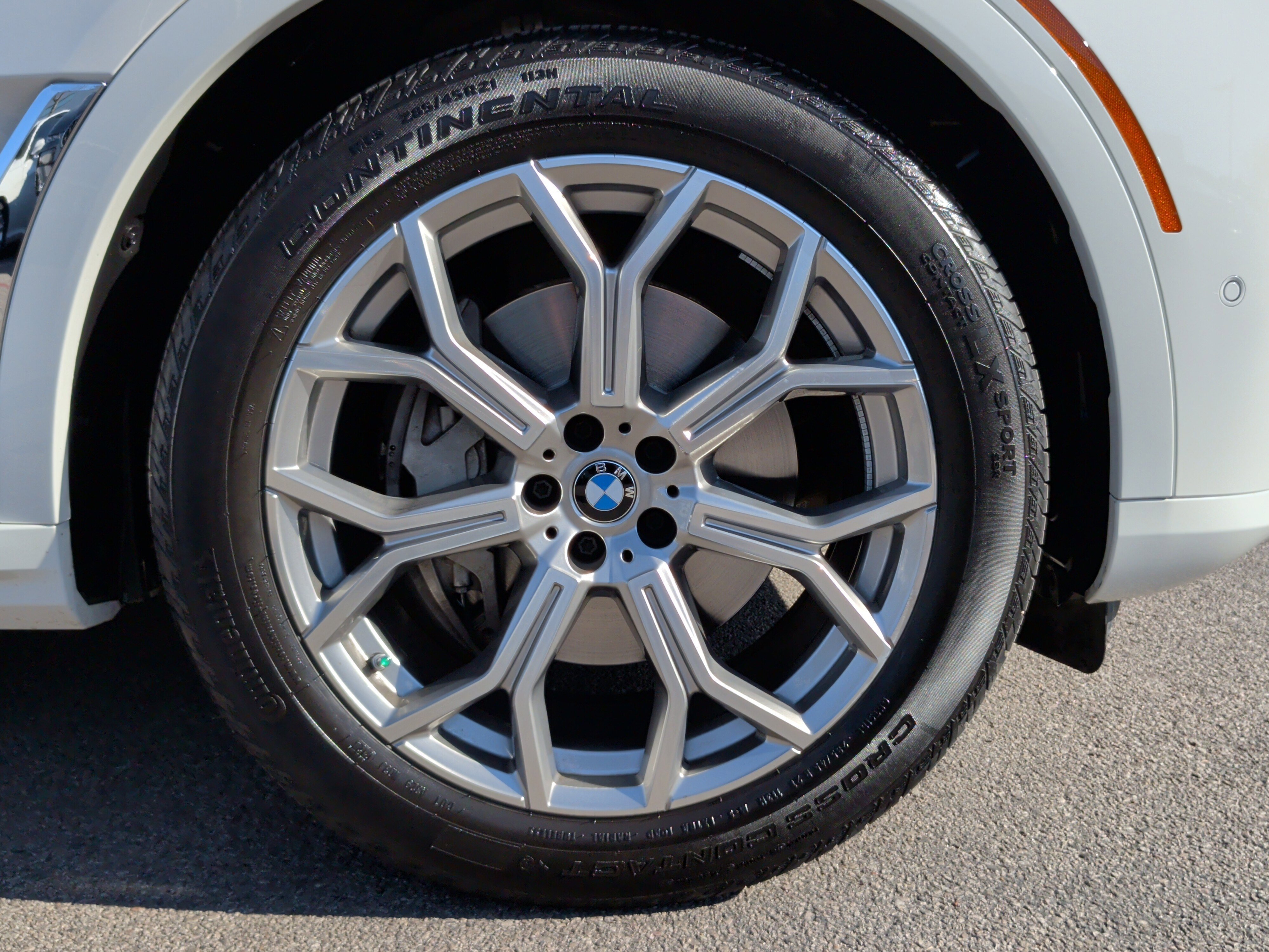 Certified 2024 BMW X7 xDrive40i w/ Premium Package image 14