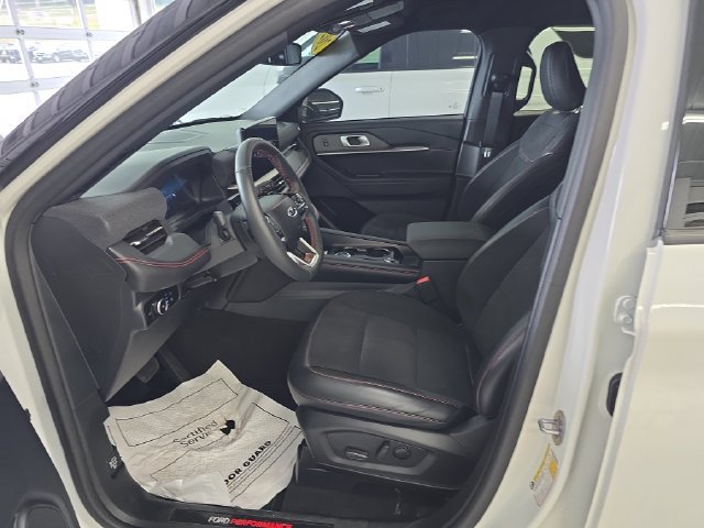 Used 2025 Ford Explorer ST AWD/4WD image 13