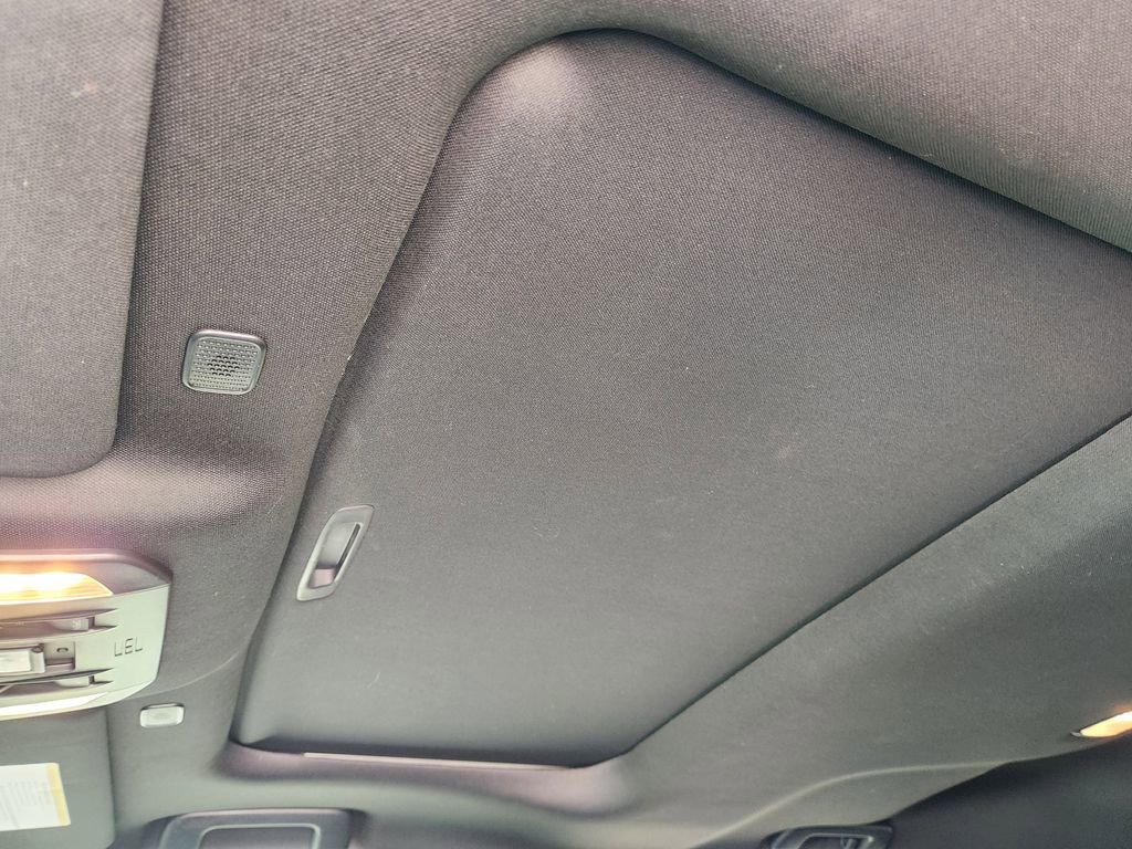 Used 2023 Toyota Highlander XSE image 29