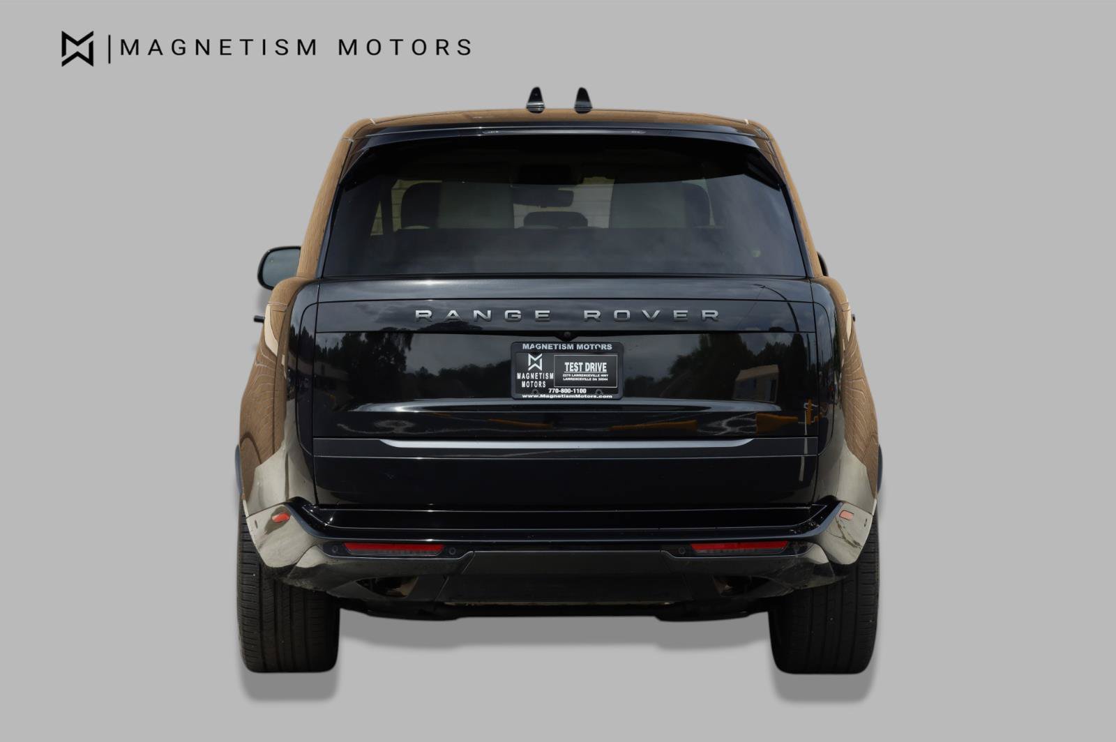 Used 2024 Land Rover Range Rover Long Wheelbase SE AWD/4WD image 7