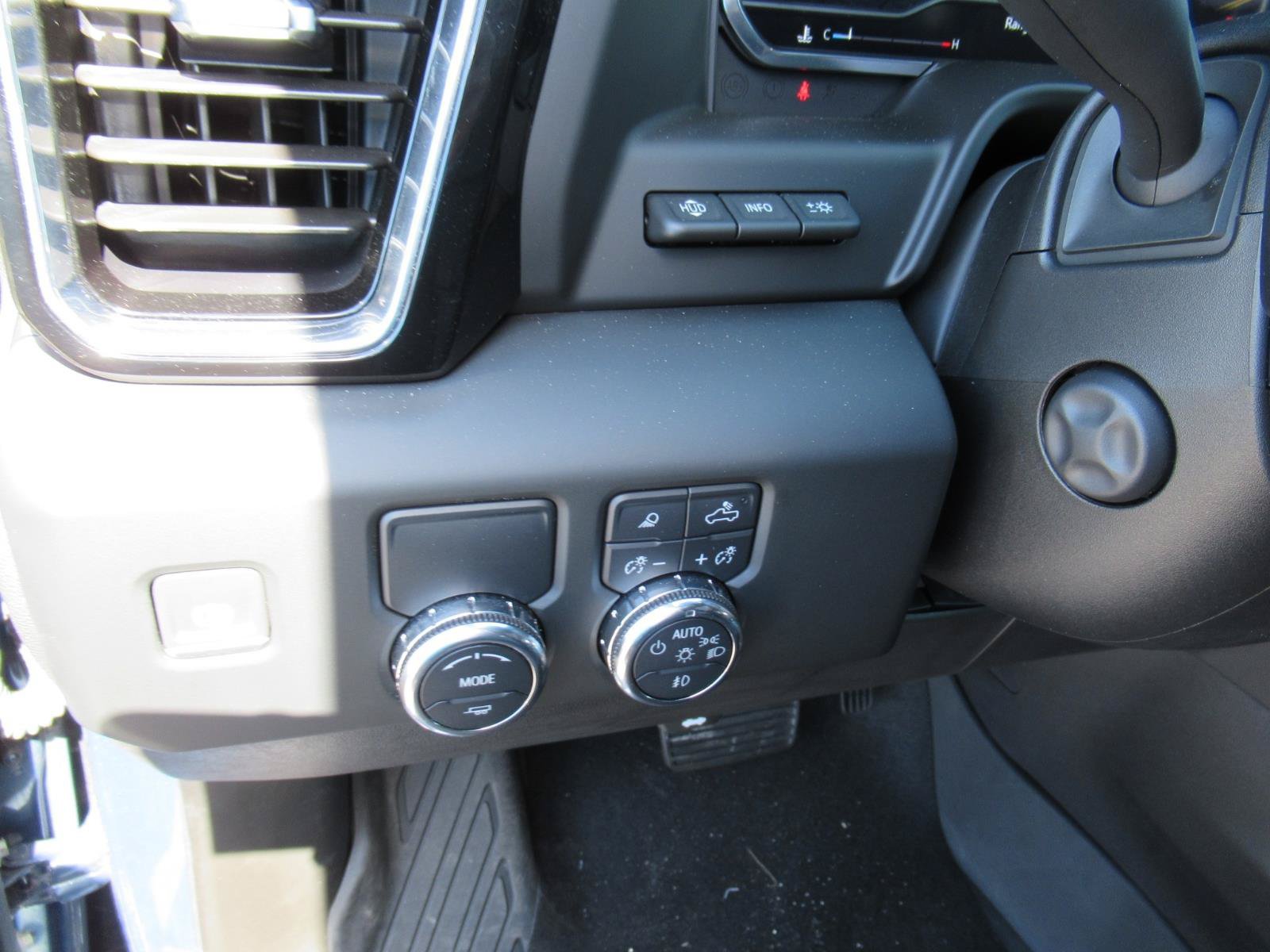 Used 2024 GMC Sierra 1500 Denali w/ Denali Reserve Package RWD image 18