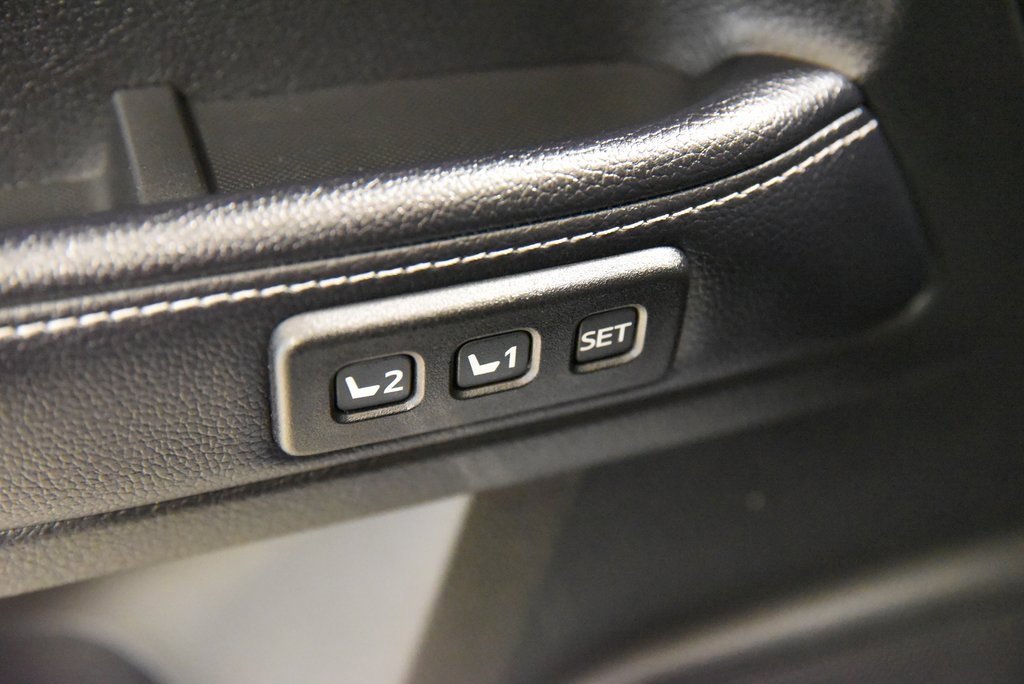 Used 2018 Toyota 4Runner Limited image 18