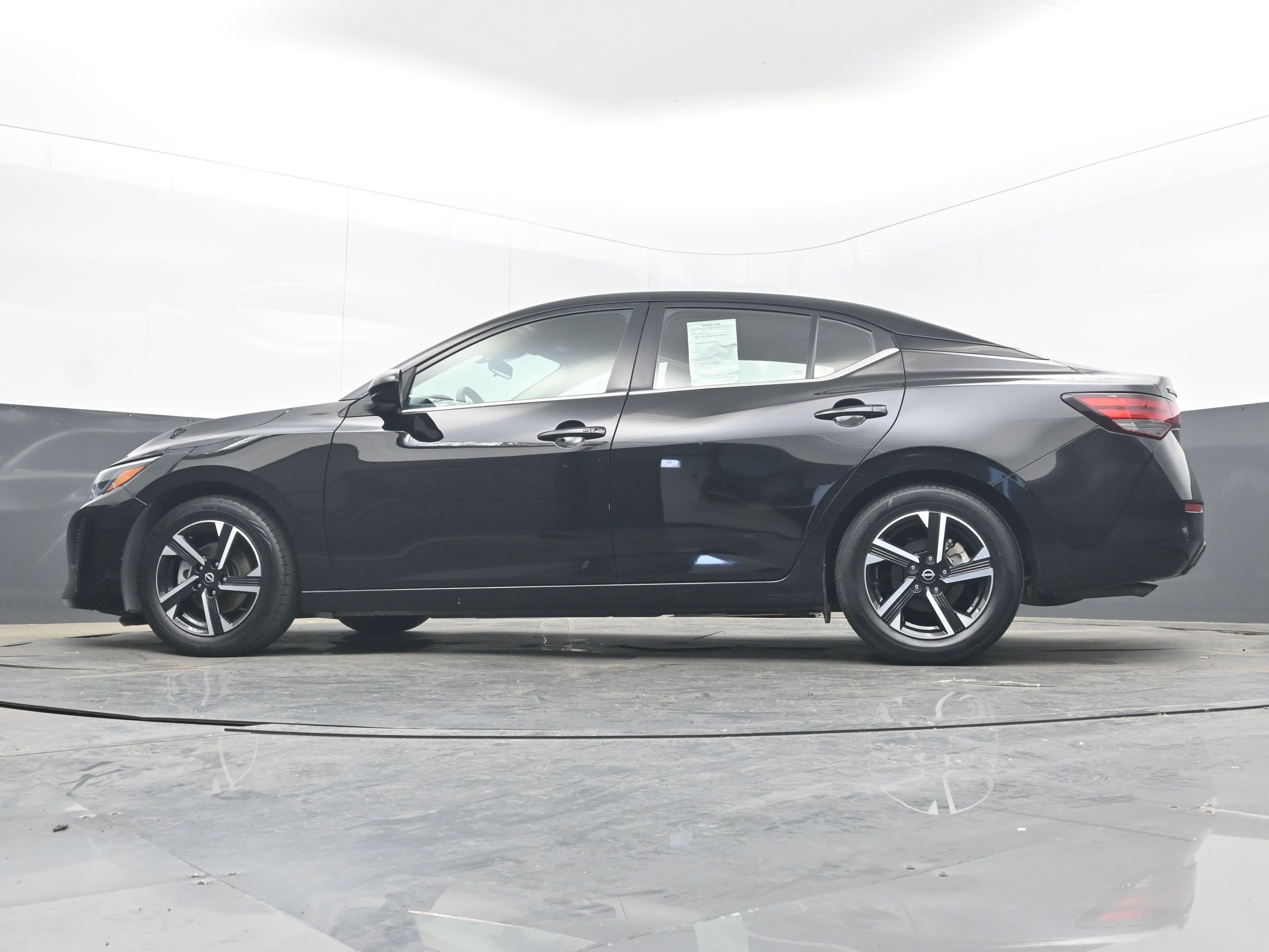 Used 2024 Nissan Sentra SV image 24