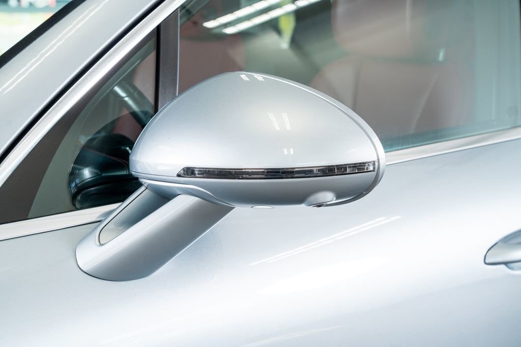 Used 2023 Porsche Macan S image 21