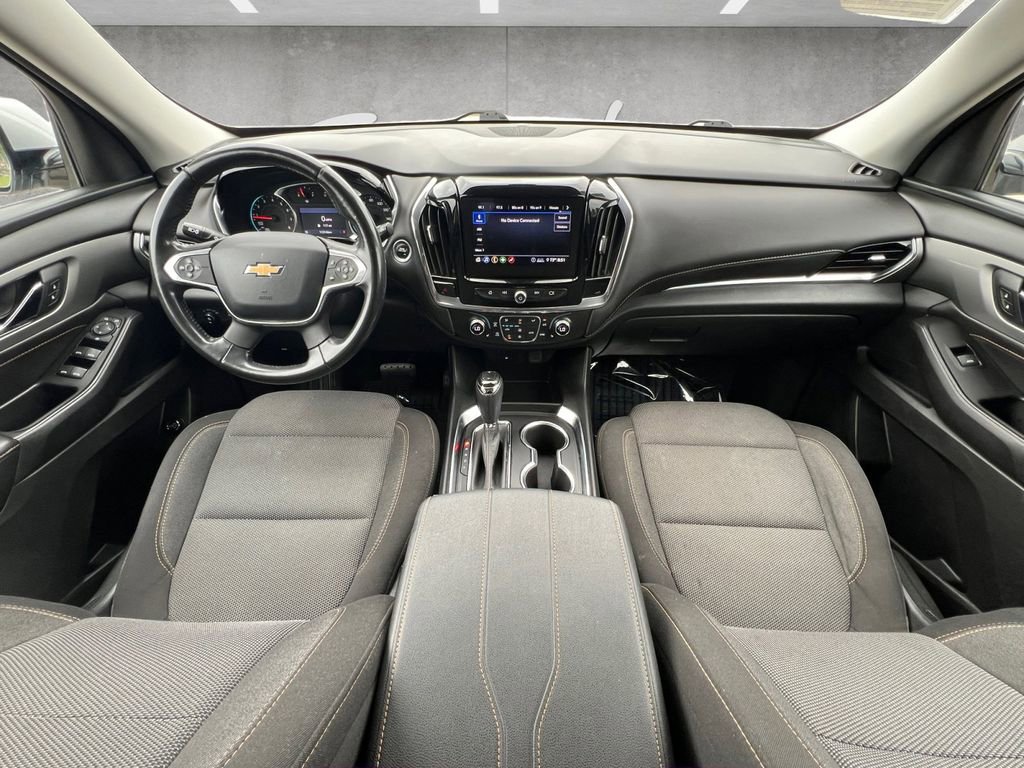 Used 2020 Chevrolet Traverse LT FWD image 20