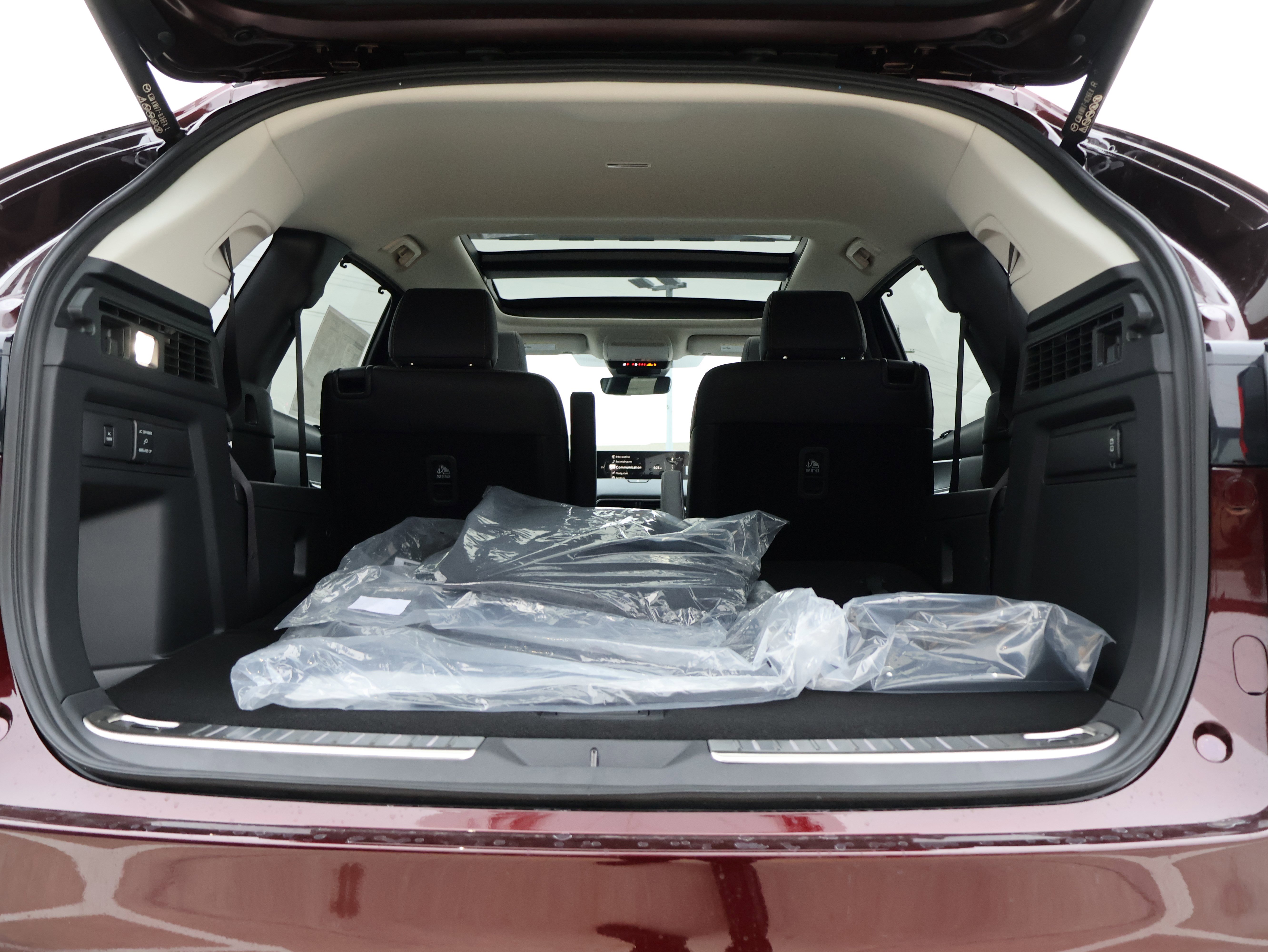 New 2026 MAZDA CX-90 Plug-In Hybrid w/Premium Sport image 22