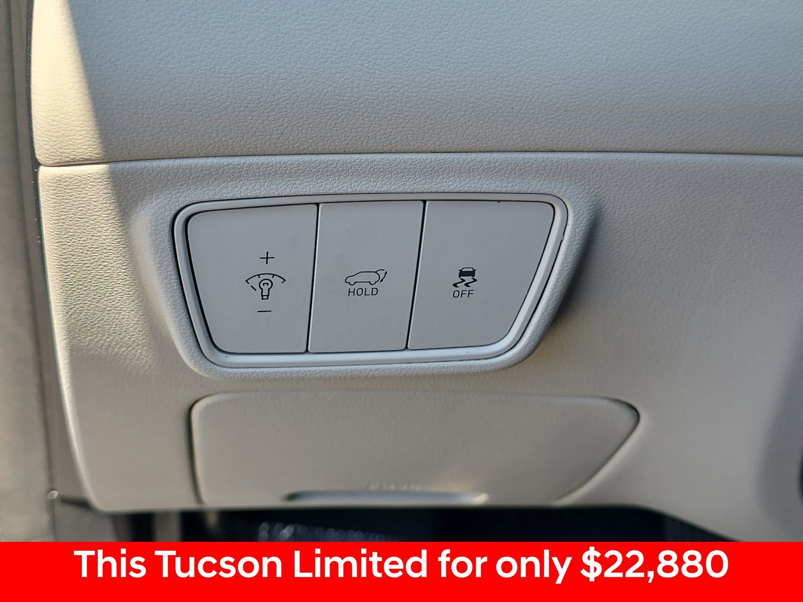 Used 2022 Hyundai Tucson Limited image 32