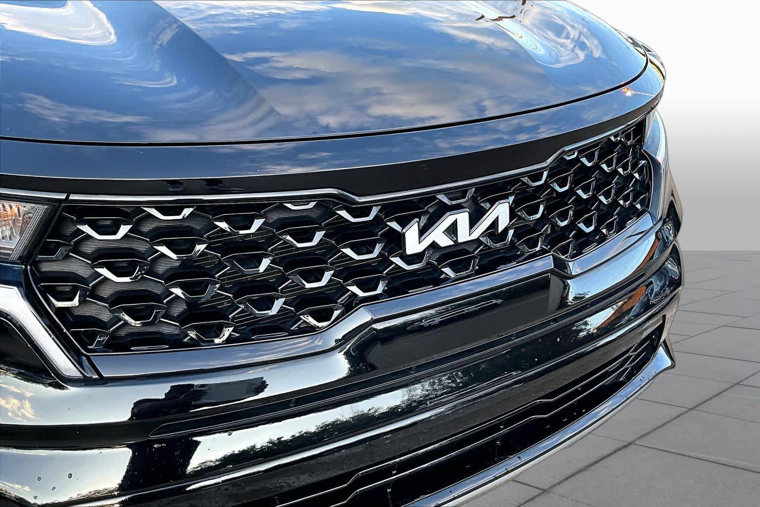 Used 2022 Kia Sorento S w/ Panoramic Sunroof Package FWD image 30