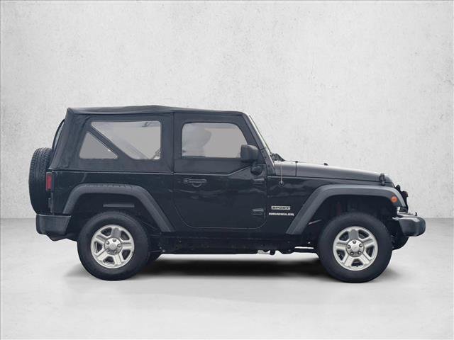 Used 2017 Jeep Wrangler Sport w/ Connectivity Group AWD/4WD image 4