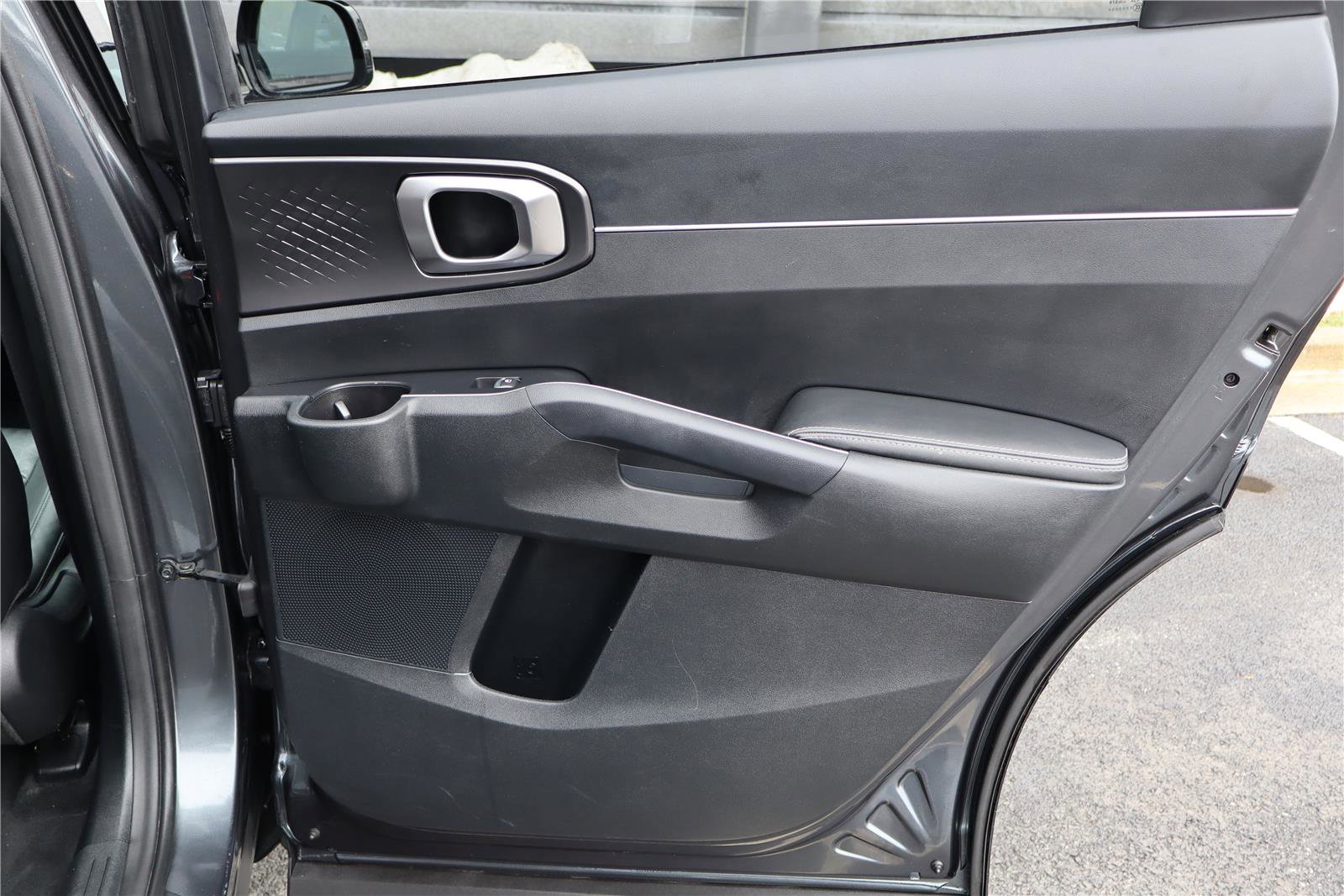 Certified 2022 Kia Sorento S w/ Panoramic Sunroof Package image 27