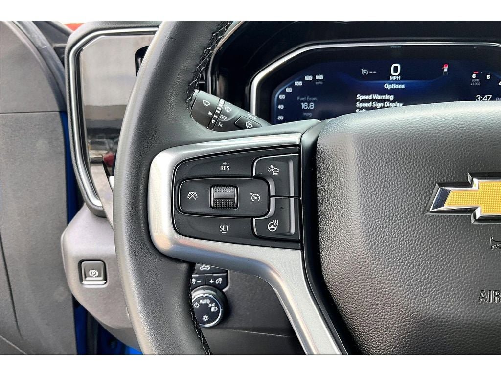 Used 2023 Chevrolet Silverado 1500 LT AWD/4WD image 21