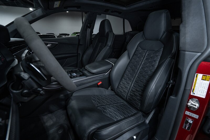 Used 2024 Audi RS Q8 AWD/4WD image 19