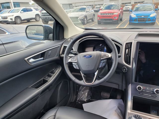 Used 2024 Ford Edge SEL w/ Convenience Package AWD/4WD image 8